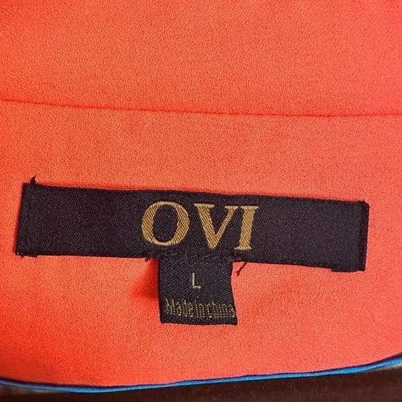 OVI fun, contemporary, short coral blazer. Size L - Picture 5 of 7